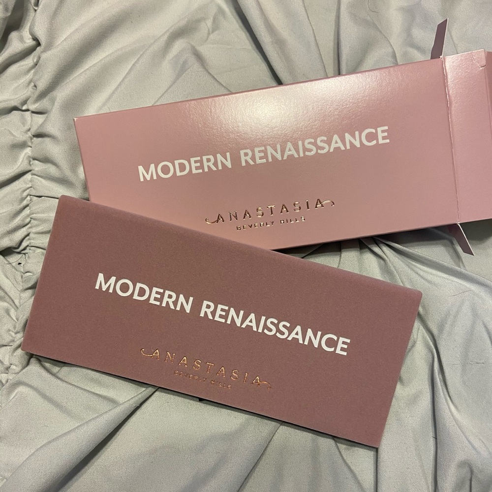 *NEW* Anastasia pallet - Picture 2 of 5